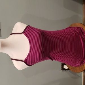 (19) Lululemon Top